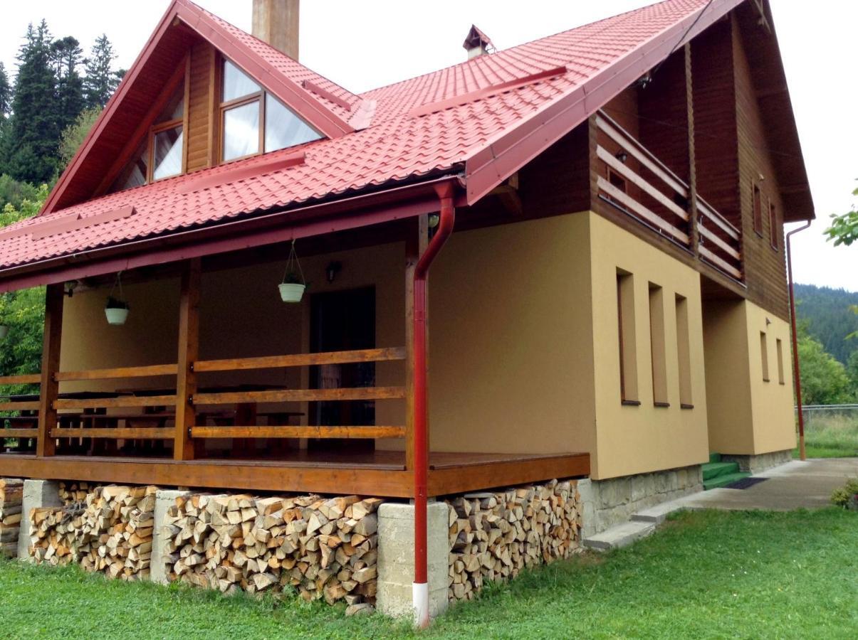 Гостьовий Дім Tauer Tatariv Exterior foto